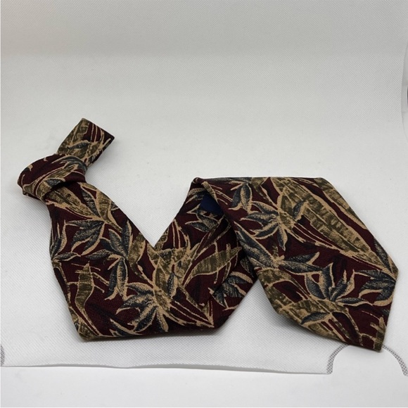 EUC Polo By Ralph Lauren Palm Pattern Tie - Picture 3 of 9